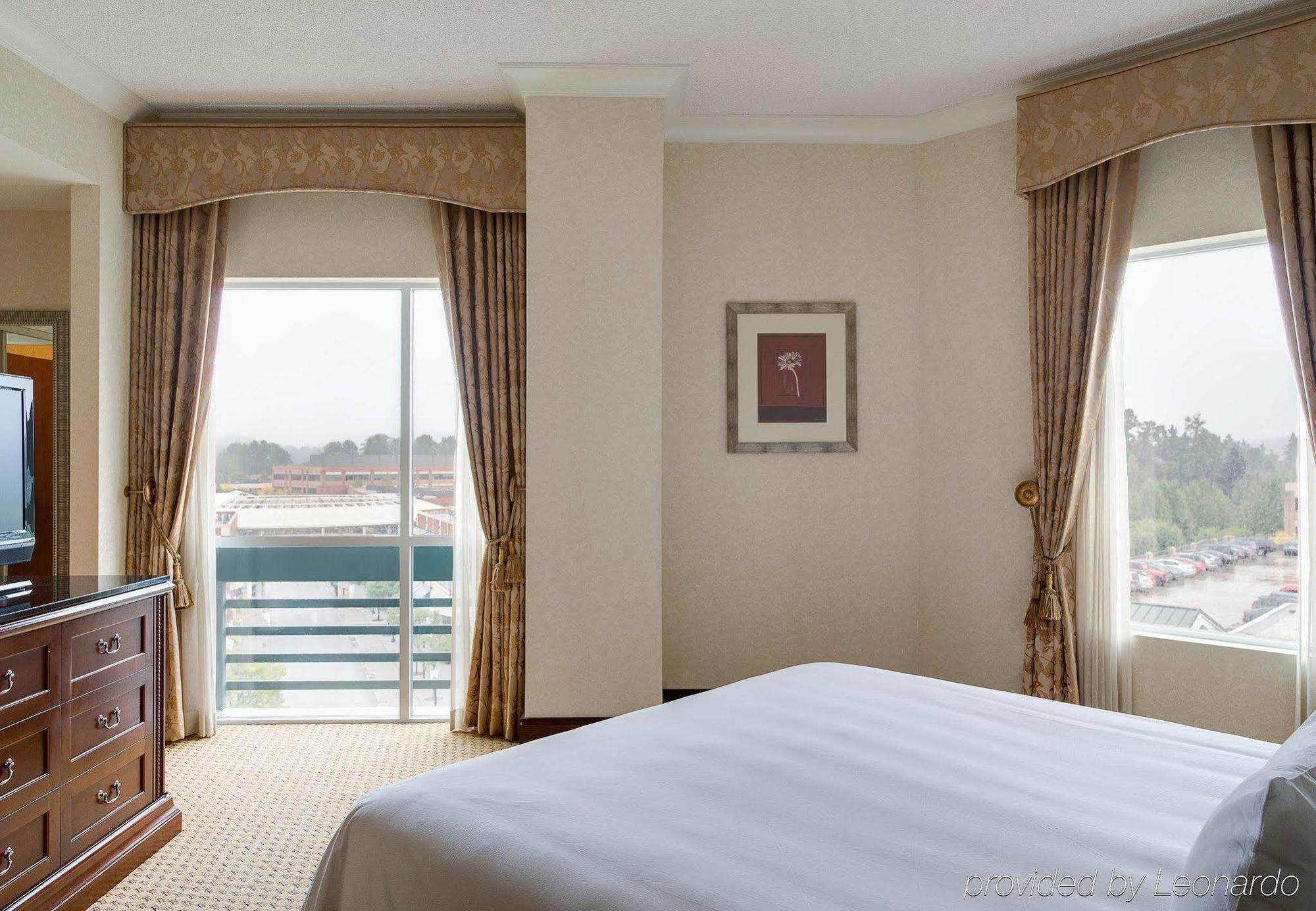 ซีแอตเทิล แมริออท เรดมอนต์ Hotel Redmond ภายนอก รูปภาพ